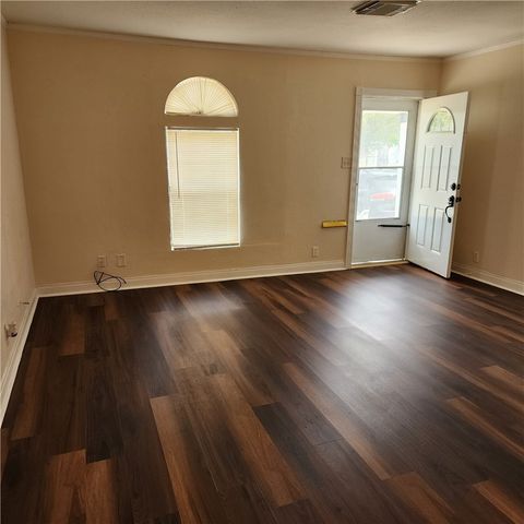 937 Poth, Corpus Christi, TX 78408