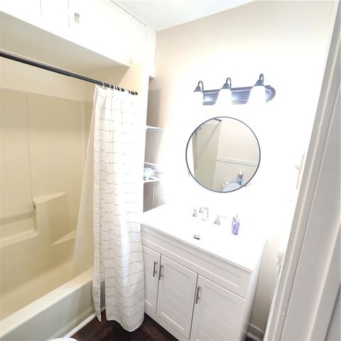 937 Poth, Corpus Christi, TX 78408