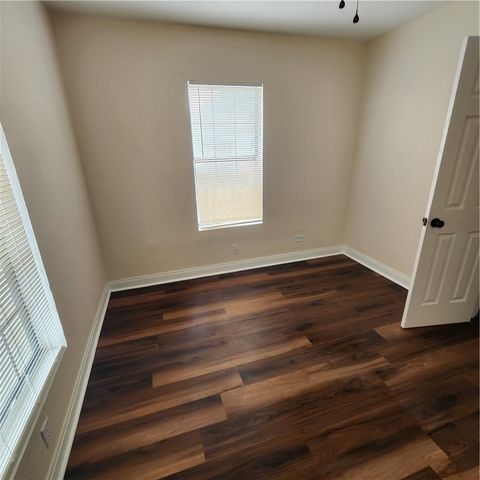 937 Poth, Corpus Christi, TX 78408
