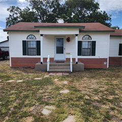 937 Poth, Corpus Christi, TX 78408