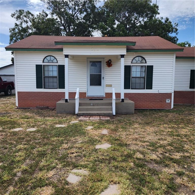 937 Poth, Corpus Christi, TX 78408