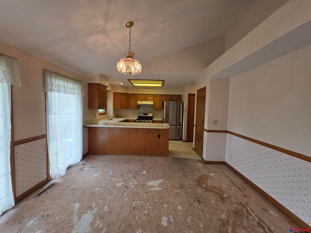 7837 S 70 Street, La Vista, NE 68128