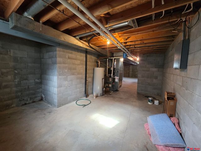 7837 S 70 Street, La Vista, NE 68128