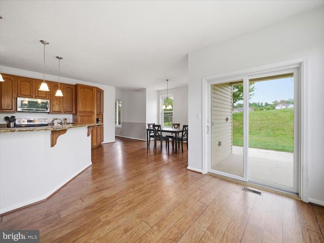 104 FROGTOWN RD, Hanover, PA 17331