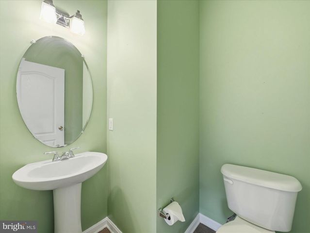 104 FROGTOWN RD, Hanover, PA 17331