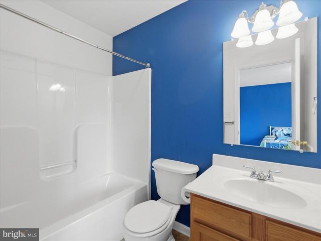104 FROGTOWN RD, Hanover, PA 17331