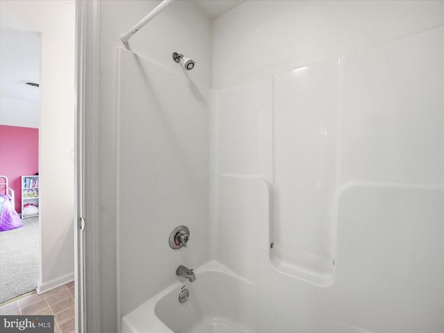 104 FROGTOWN RD, Hanover, PA 17331