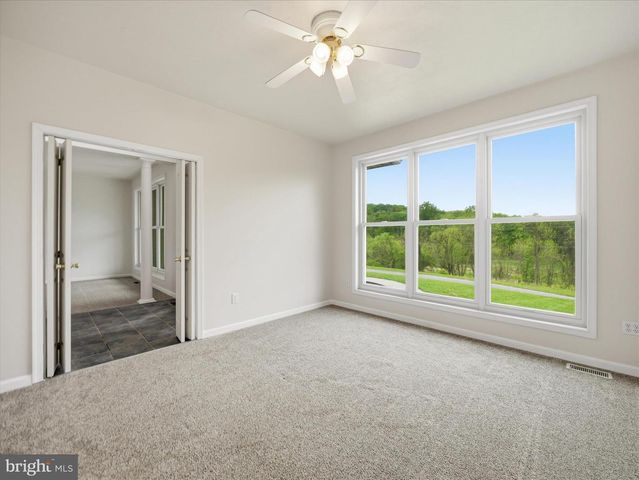104 FROGTOWN RD, Hanover, PA 17331