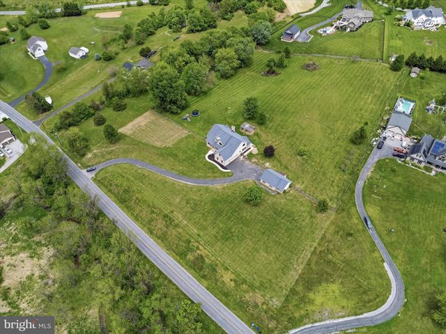 104 FROGTOWN RD, Hanover, PA 17331