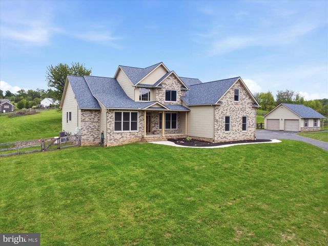 104 FROGTOWN RD, Hanover, PA 17331