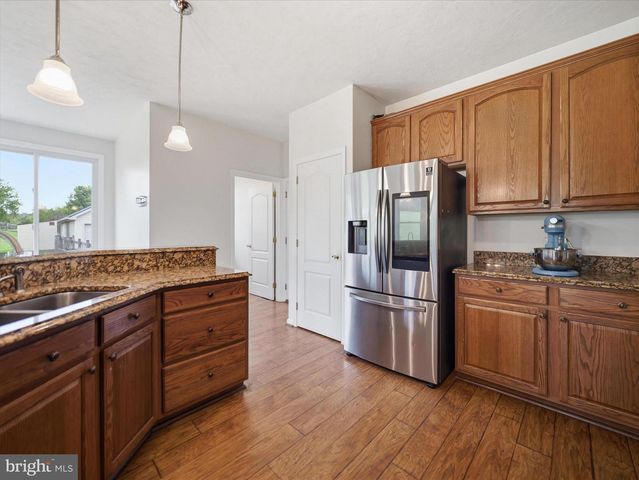 104 FROGTOWN RD, Hanover, PA 17331