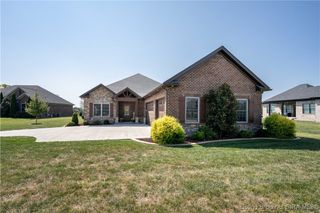 1821 Medinah Way, Henryville, IN 47126