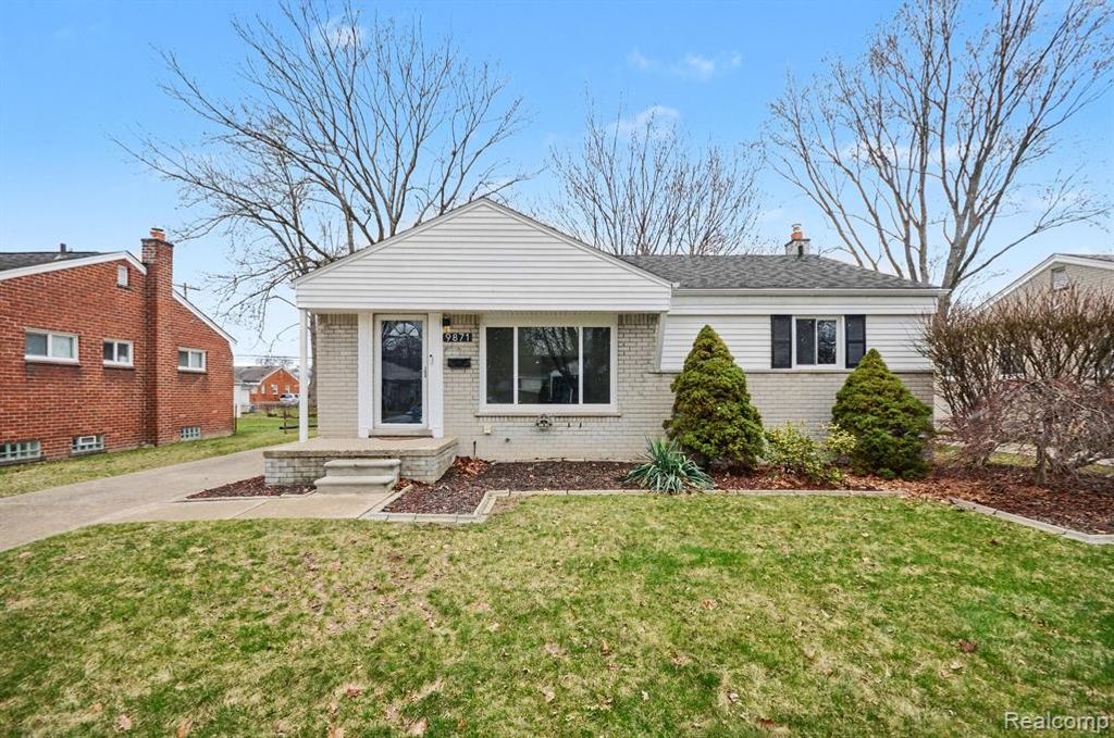 9871 Doris Street, Livonia, MI 48150