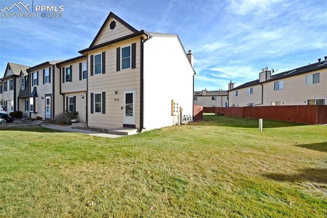 2438 Lexington Village Lane, Colorado Springs, CO 80916