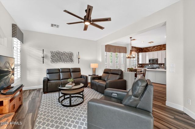 4810 S ANVIL Place, Chandler, AZ 85249