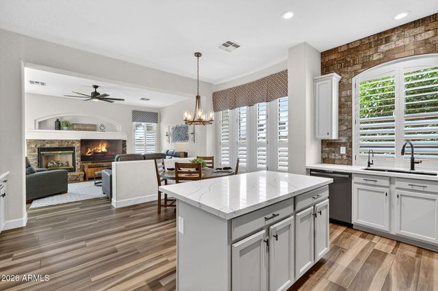4810 S ANVIL Place, Chandler, AZ 85249
