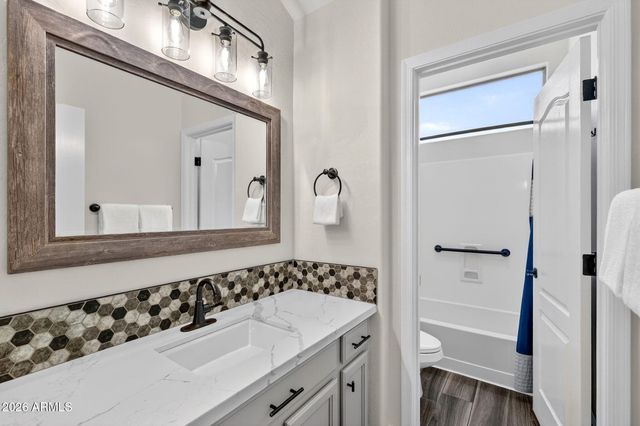 4810 S ANVIL Place, Chandler, AZ 85249