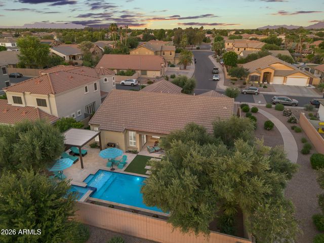 4810 S ANVIL Place, Chandler, AZ 85249