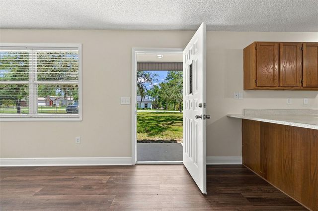 10380 GOLDEN AVENUE, Weeki Wachee, FL 34613