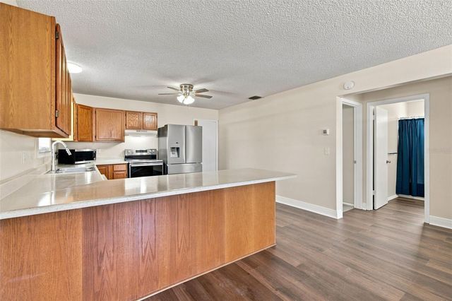 10380 GOLDEN AVENUE, Weeki Wachee, FL 34613