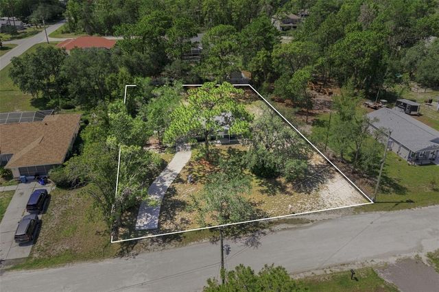 10380 GOLDEN AVENUE, Weeki Wachee, FL 34613