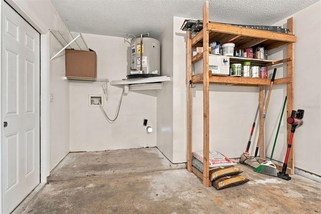 10380 GOLDEN AVENUE, Weeki Wachee, FL 34613