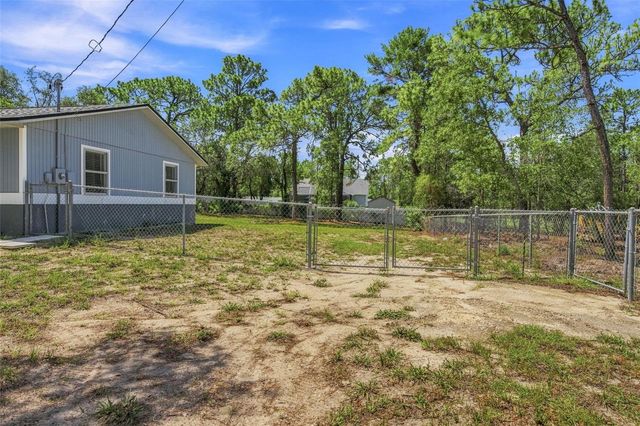 10380 GOLDEN AVENUE, Weeki Wachee, FL 34613