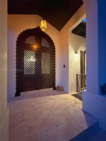 1253 Sorolla Ave, Coral Gables, FL 33134