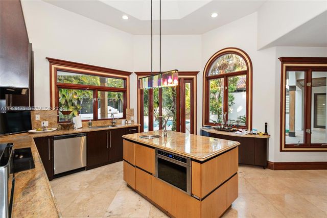 1253 Sorolla Ave, Coral Gables, FL 33134