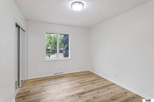 2220 S 164th Circle, Omaha, NE 68130