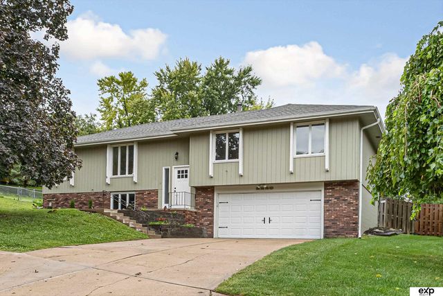 2220 S 164th Circle, Omaha, NE 68130
