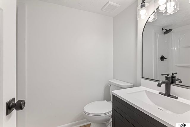 2220 S 164th Circle, Omaha, NE 68130