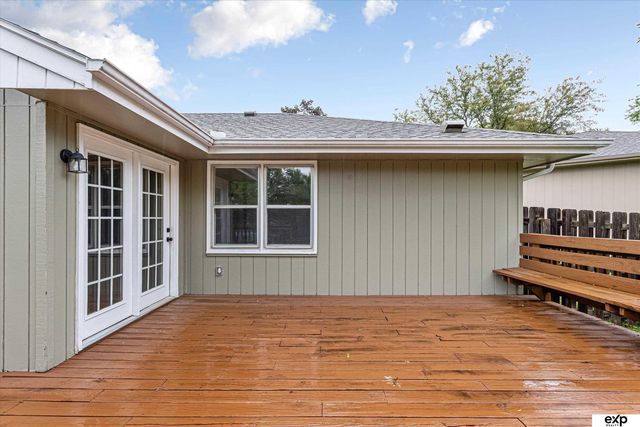 2220 S 164th Circle, Omaha, NE 68130