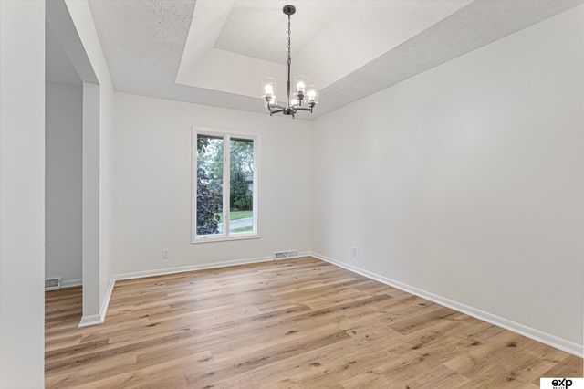 2220 S 164th Circle, Omaha, NE 68130