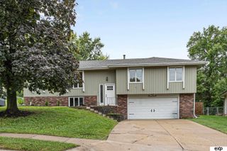 2220 S 164th Circle, Omaha, NE 68130