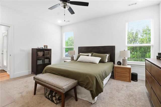 5104 SW Stanford Court, Bentonville, AR 72713