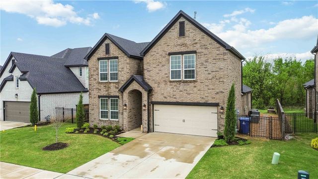 5104 SW Stanford Court, Bentonville, AR 72713