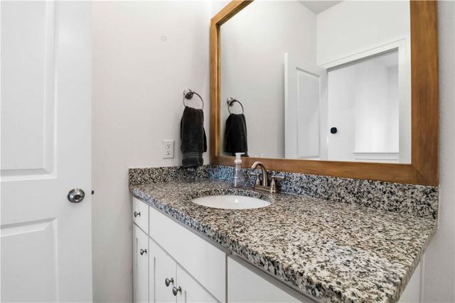 5104 SW Stanford Court, Bentonville, AR 72713