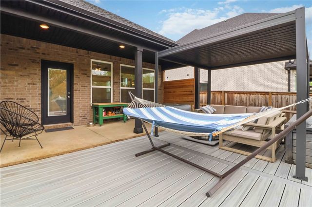5104 SW Stanford Court, Bentonville, AR 72713