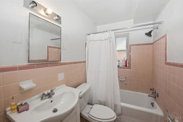 1013 Tennessee Avenue, Cincinnati, OH 45229