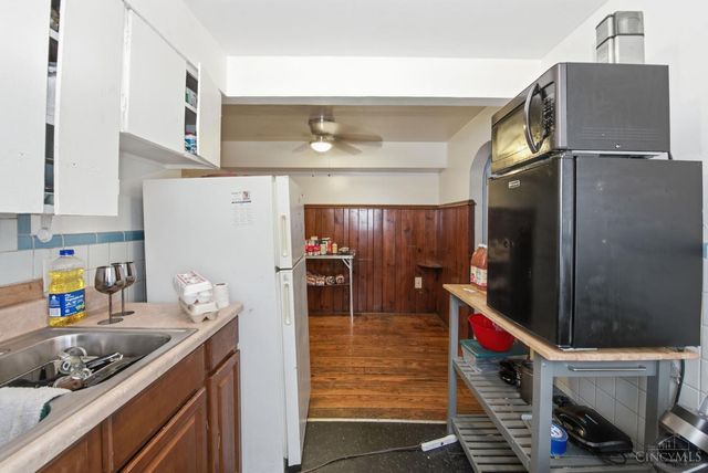 1013 Tennessee Avenue, Cincinnati, OH 45229