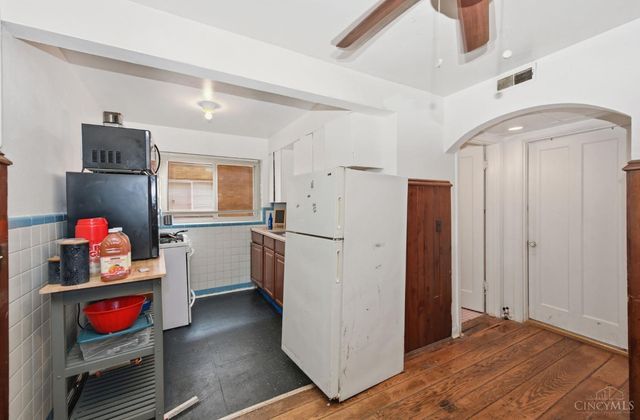 1013 Tennessee Avenue, Cincinnati, OH 45229