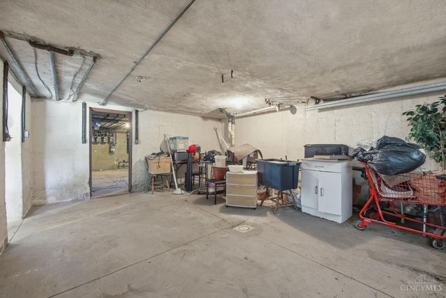 1013 Tennessee Avenue, Cincinnati, OH 45229