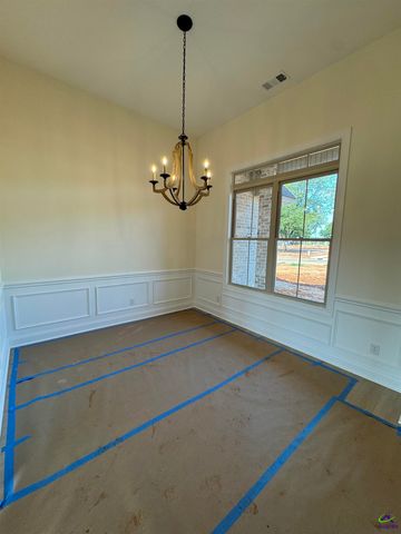 8 Pleasant Oaks Drive, Perry, GA 31069