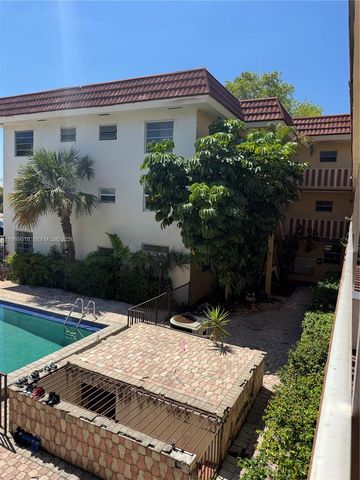 13655 NE 10th Ave 208, North Miami, FL 33161