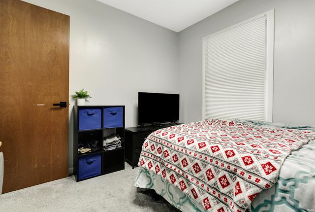 10100 Hillview Drive, Evansville, IN 47720