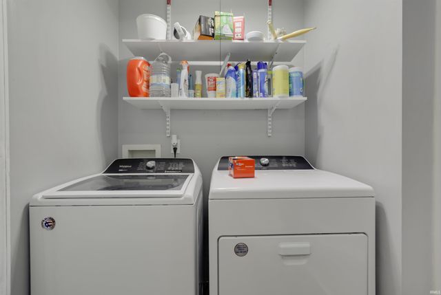 10100 Hillview Drive, Evansville, IN 47720