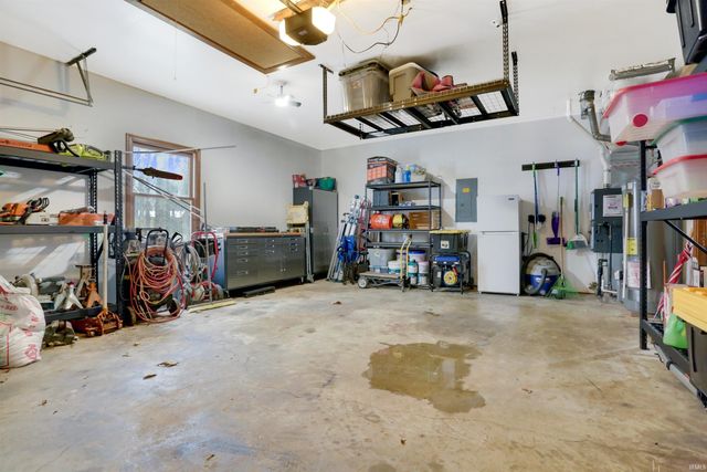 10100 Hillview Drive, Evansville, IN 47720