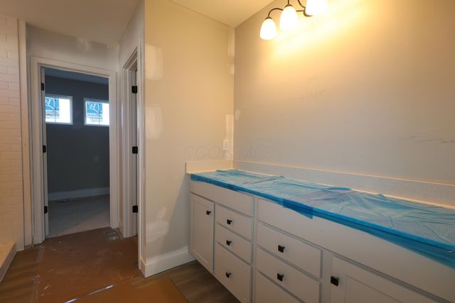 306 Reign Way, Pataskala, OH 43062