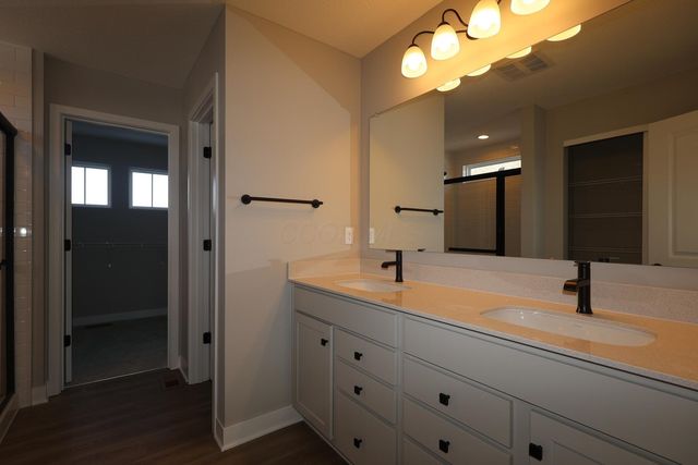 306 Reign Way, Pataskala, OH 43062